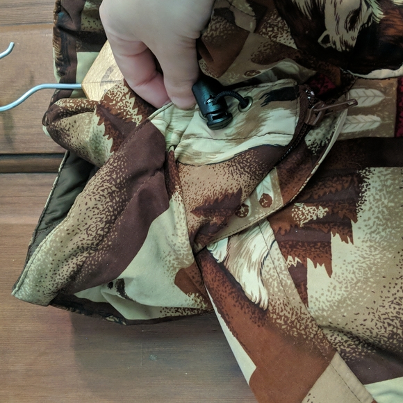 Vintage Woolrich Bear Coat - Picture 6 of 8